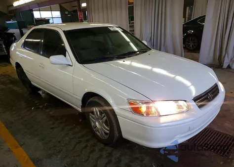 2000 Toyota Camry Ce z USA, uszkodzony, nr VIN JT2BG22K0Y0459175